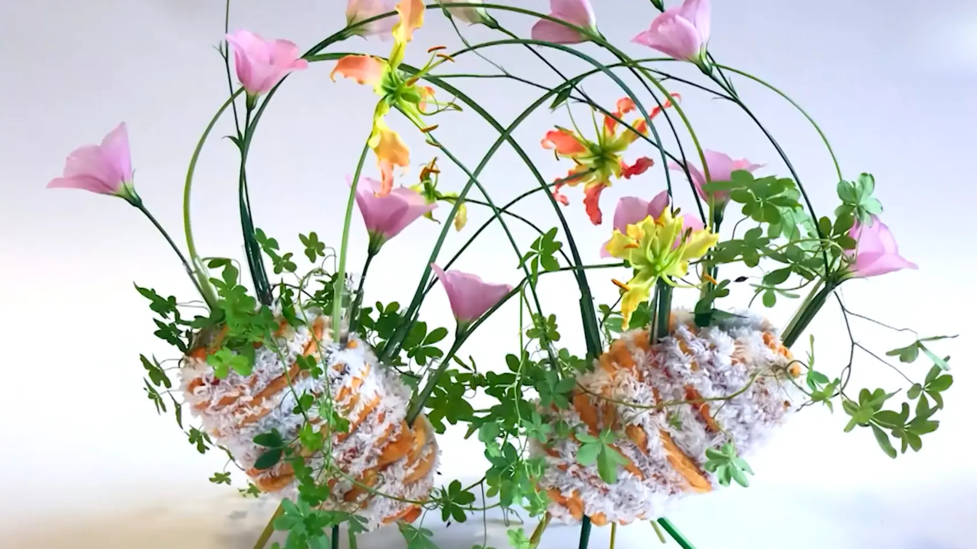 Lan tỏa nghệ thuật hoa Việt ra thế giới | Người Việt 5 châu | 13/12/2025